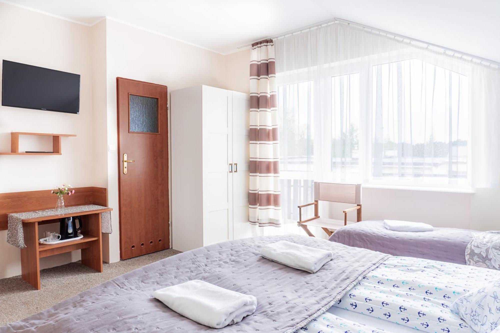 Pokoje Goscinne Raf-Tur - Sala Zabaw, Grill - Idealny Dla Rodzin Z Dziecmi Ostrowo  Exteriér fotografie